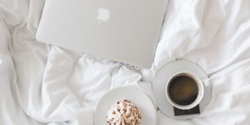 5 Easy Ways to Declutter and Organize Your Home for a Stress-Free Lifestyle