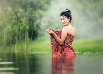 Unplugging and Unwinding: The Importance of Digital Detox for Mental Wellness